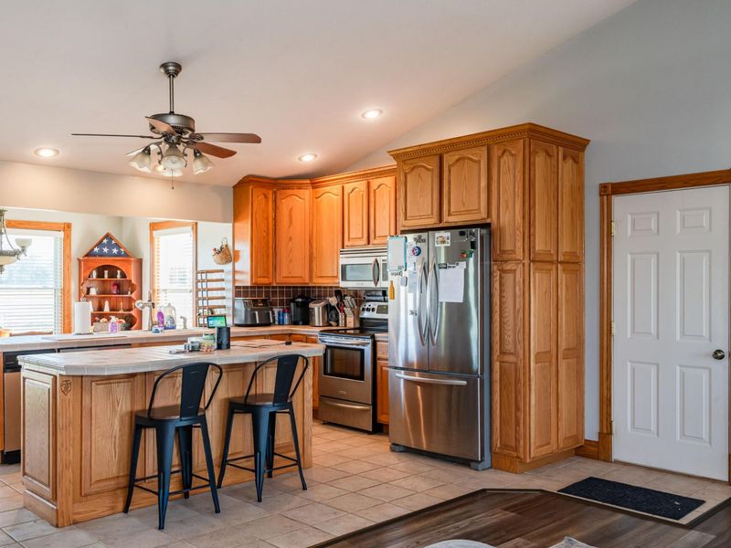 5782 Whispering Wind Drive, Springfield, OH 45504 Photo 23