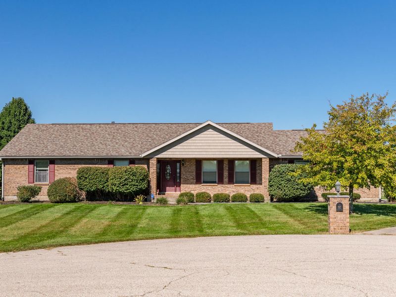 5782 Whispering Wind Drive, Springfield, OH 45504 Photo 3