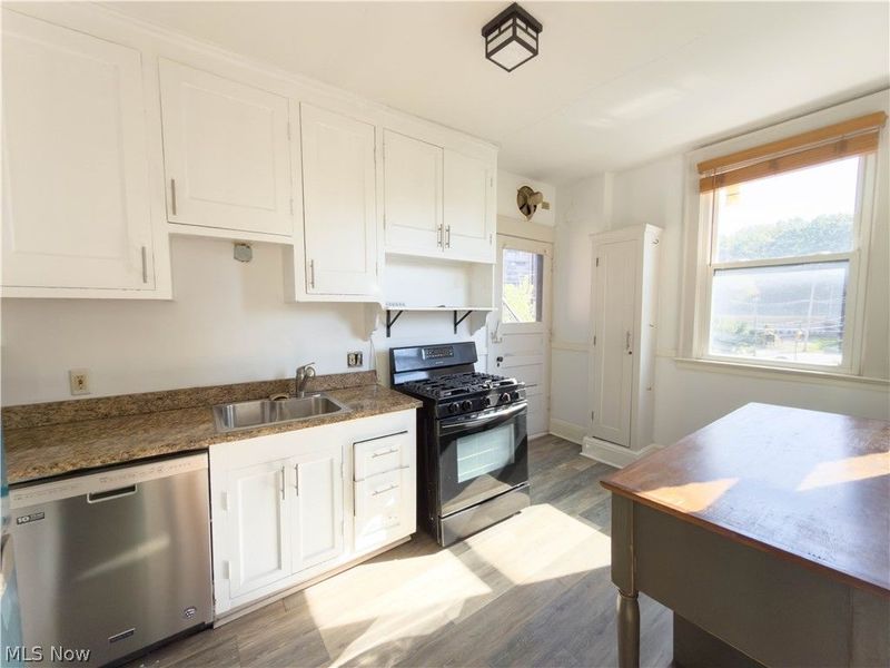 11426 Cedar Glen Parkway, Unit D6, Cleveland, OH 44106 Photo 21