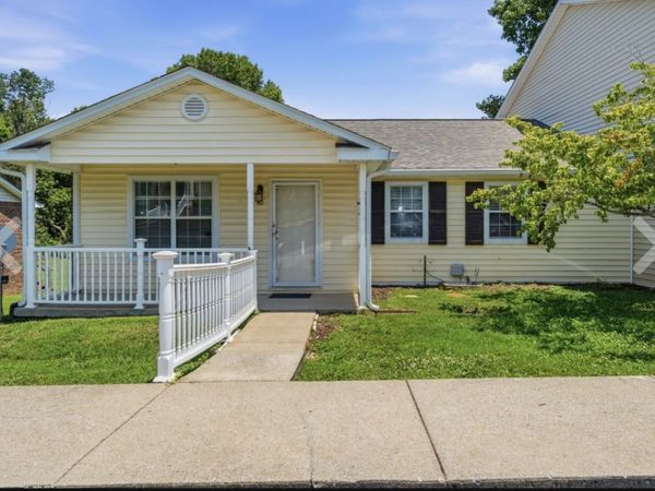 40 Rolling Meadows Dr , Goodlettsville, TN 37072