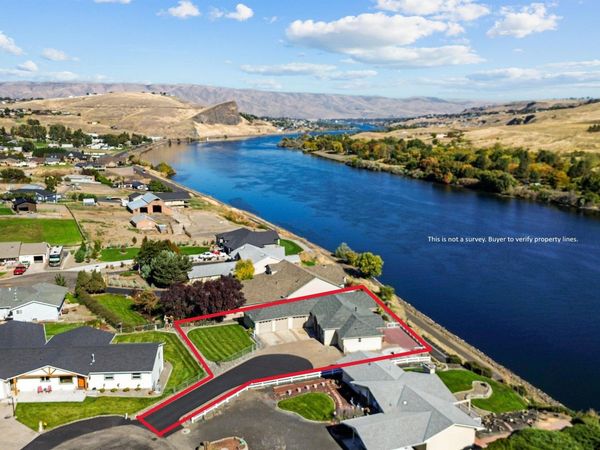 1430 Collier Drive, Clarkston, WA 99403