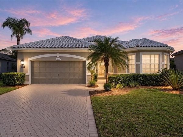 19427 Silver Oak DR , ESTERO, FL 33967