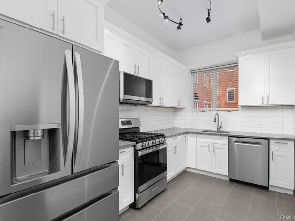 279 Prospect Avenue , Unit 1D, Brooklyn, NY 11215