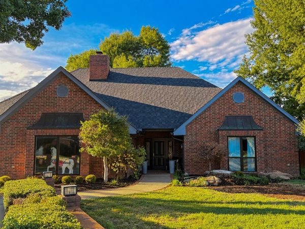4205 N Upper Lake Drive, Norman, OK 73072