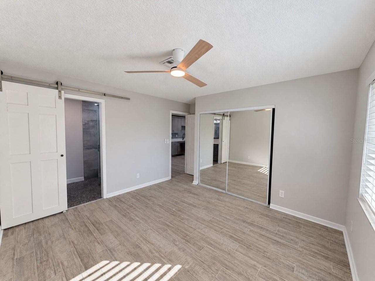 1476 N Mangonia Drive , West Palm Beach, FL 33401 Photo