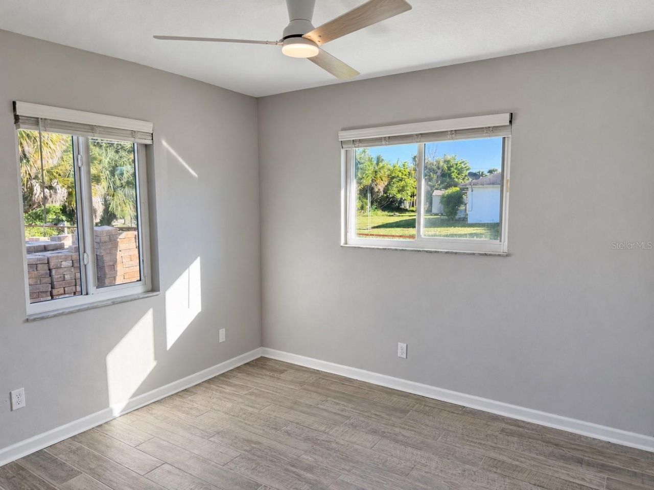 1476 N Mangonia Drive , West Palm Beach, FL 33401 Photo