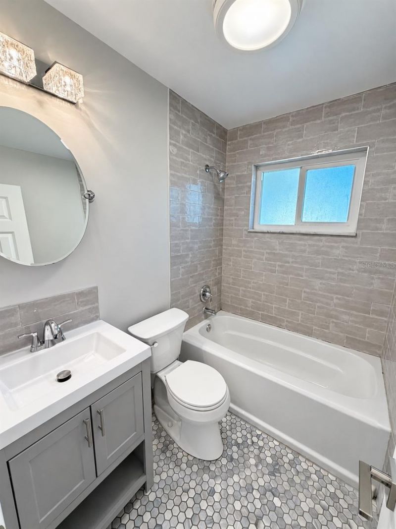 1476 N Mangonia Drive , West Palm Beach, FL 33401 Photo