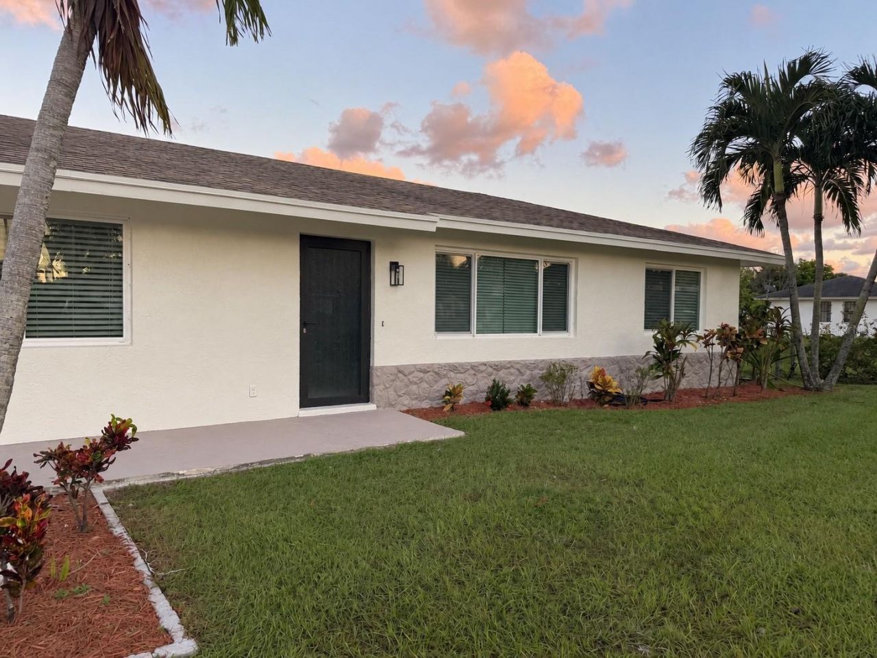 1476 N Mangonia Drive , West Palm Beach, FL 33401 Photo