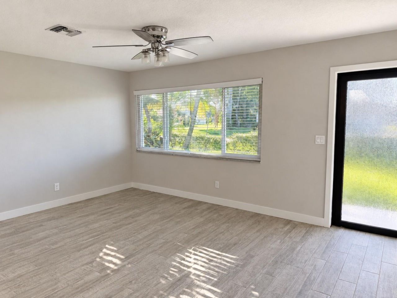 1476 N Mangonia Drive , West Palm Beach, FL 33401 Photo