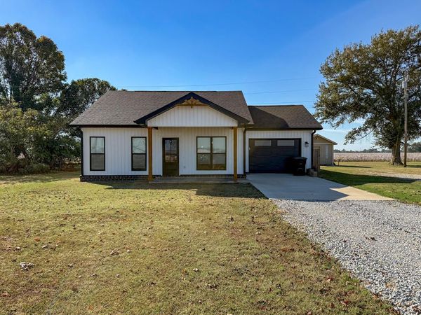 15833 Promise Land Road, Trumann, AR 72472