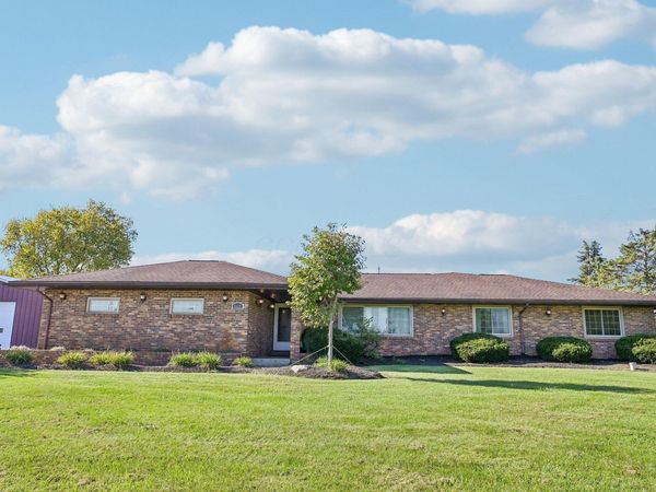 8379 London Groveport Road, Grove City, OH 43123