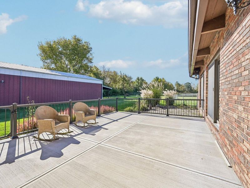 8379 London Groveport Road, Grove City, OH 43123 Photo 58