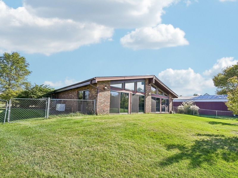 8379 London Groveport Road, Grove City, OH 43123 Photo 85