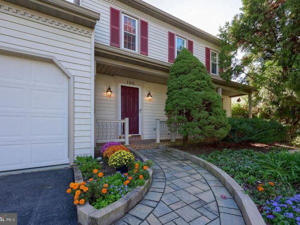 196 STRAWBERRY STREET, LEOLA, PA 17540