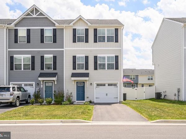 40 SHUBUNKIN ROAD, INWOOD, WV 25428