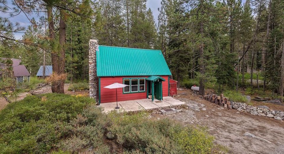 50025 Hampshire Rocks Road, Emigrant Gap, CA 95715 Photo