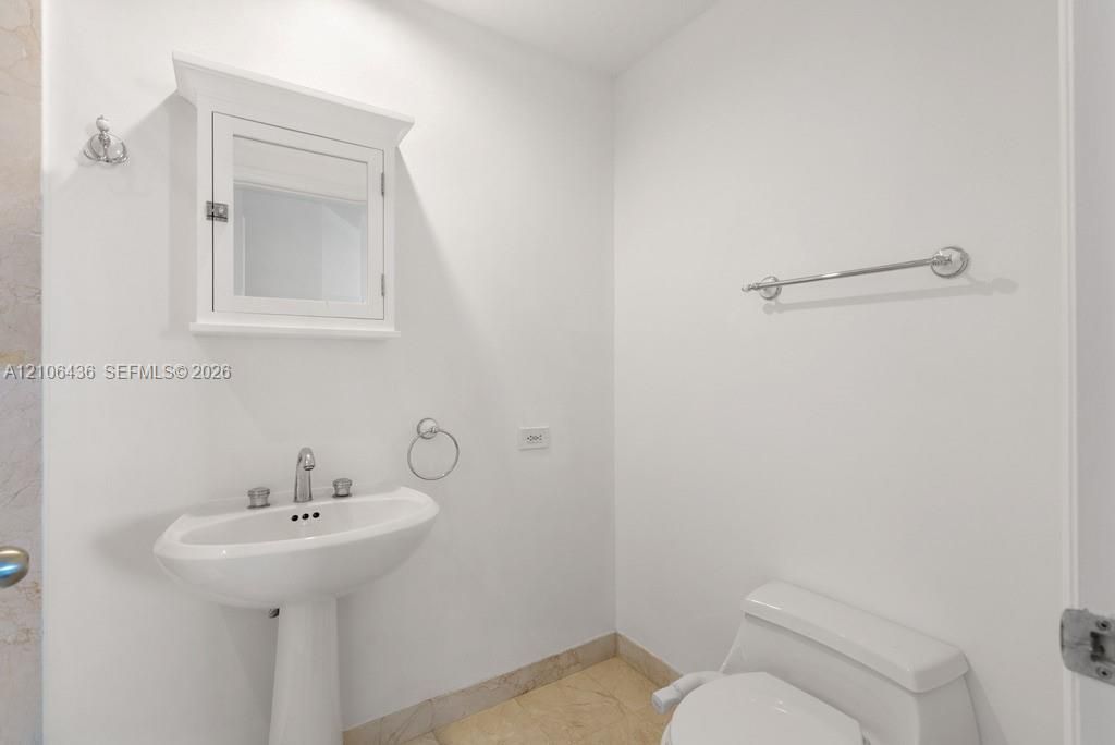 808 Brickell Key Dr, Unit 2102, Miami, FL 33131 Photo