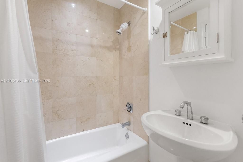808 Brickell Key Dr, Unit 2102, Miami, FL 33131 Photo