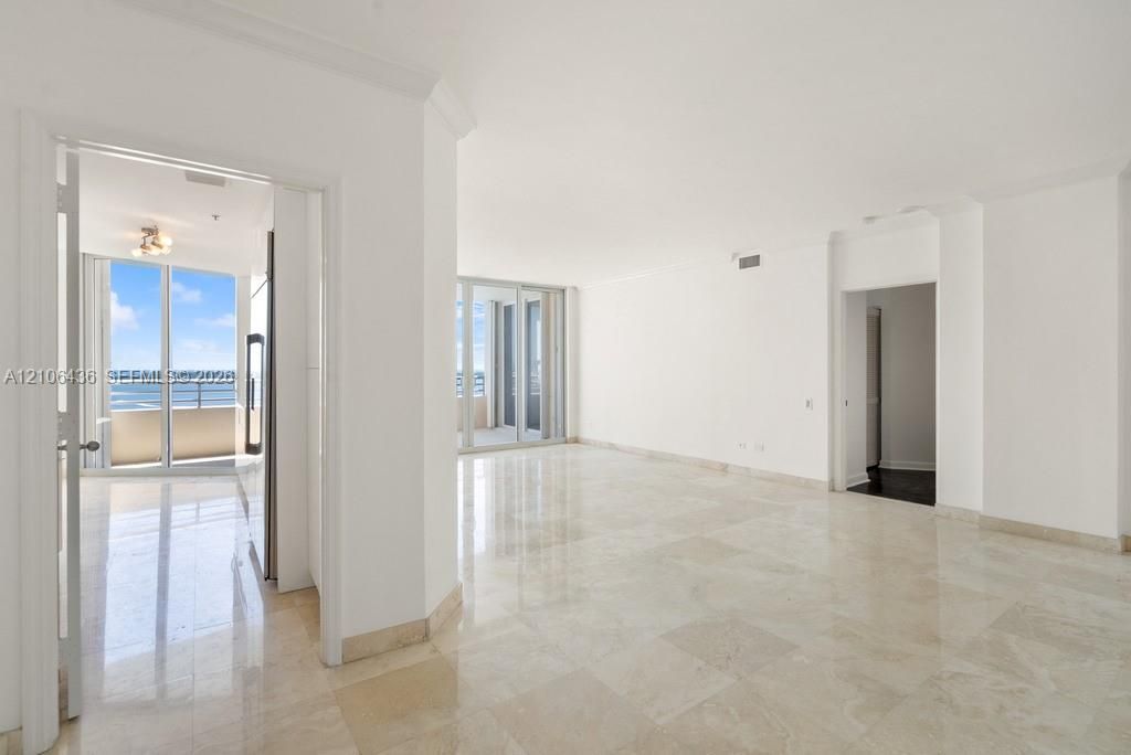 808 Brickell Key Dr, Unit 2102, Miami, FL 33131 Photo