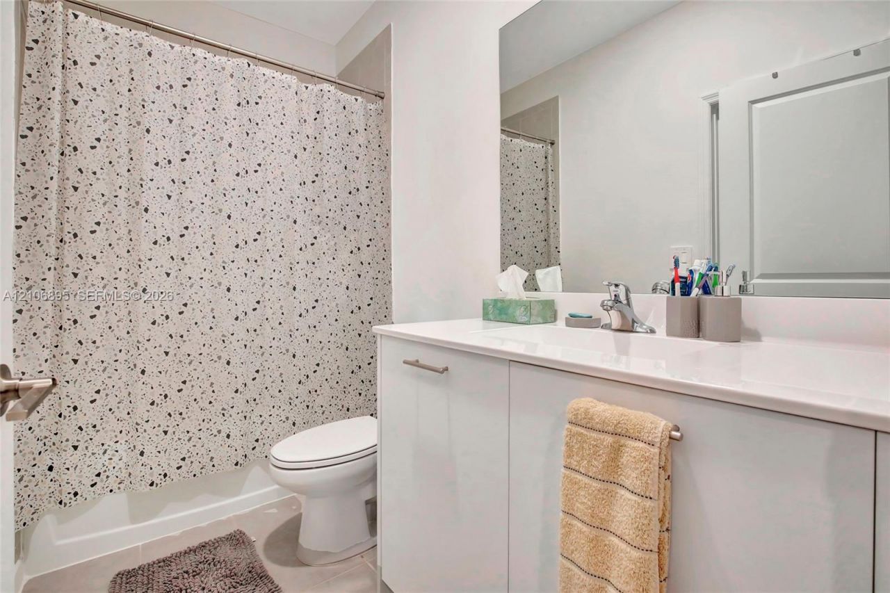 Please Call For Address, Miami, FL 33167 Photo