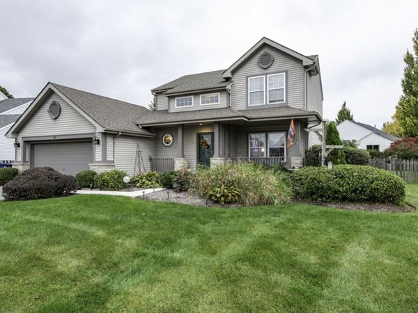 821 Woodhill Court, Lake Villa, IL 60046