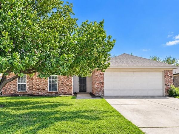 1713 Bertram Drive, Mansfield, TX 76063