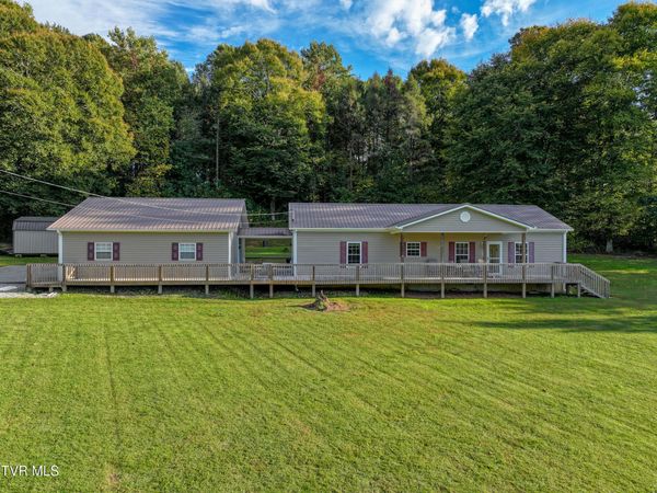 270 Silver Leaf Lane, Chuckey, TN 37641