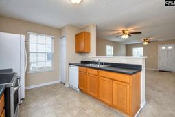 1760 Polaris Dr  photo 4