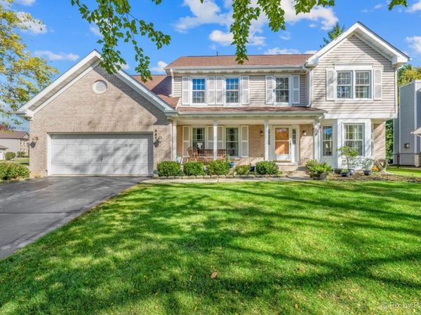 885 Stockbridge Place , Elgin, IL 60120