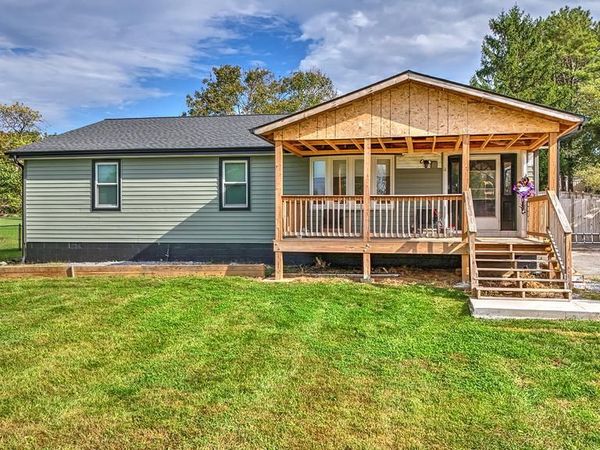 1309 TUSCAWILLA DRIVE, CHARLES TOWN, WV 25414
