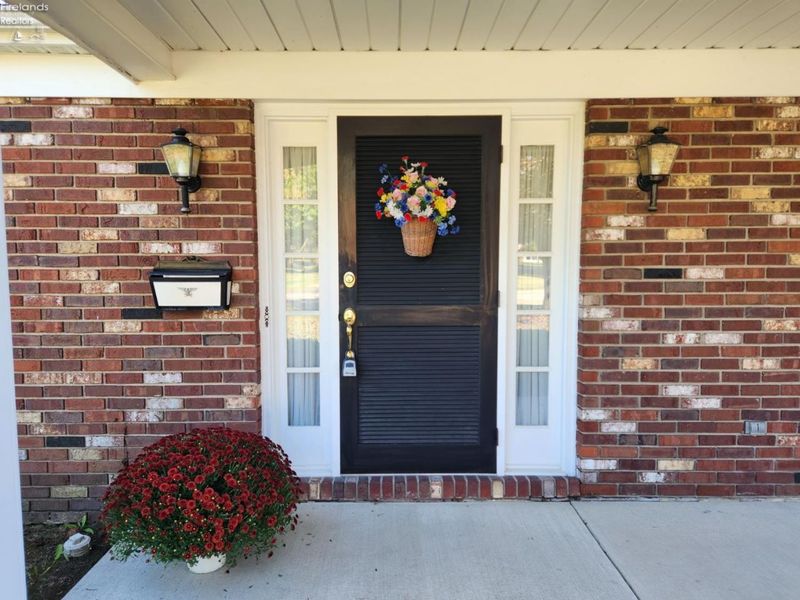 124 Stonyridge Drive, Sandusky, OH 44870 Photo 2
