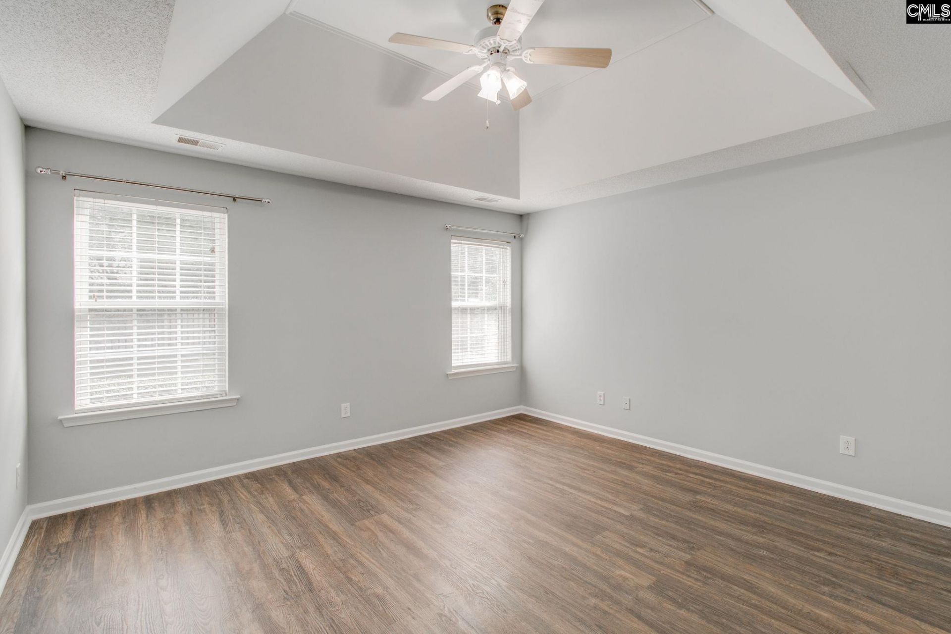 511 Oak Cove Drive  Photo 16