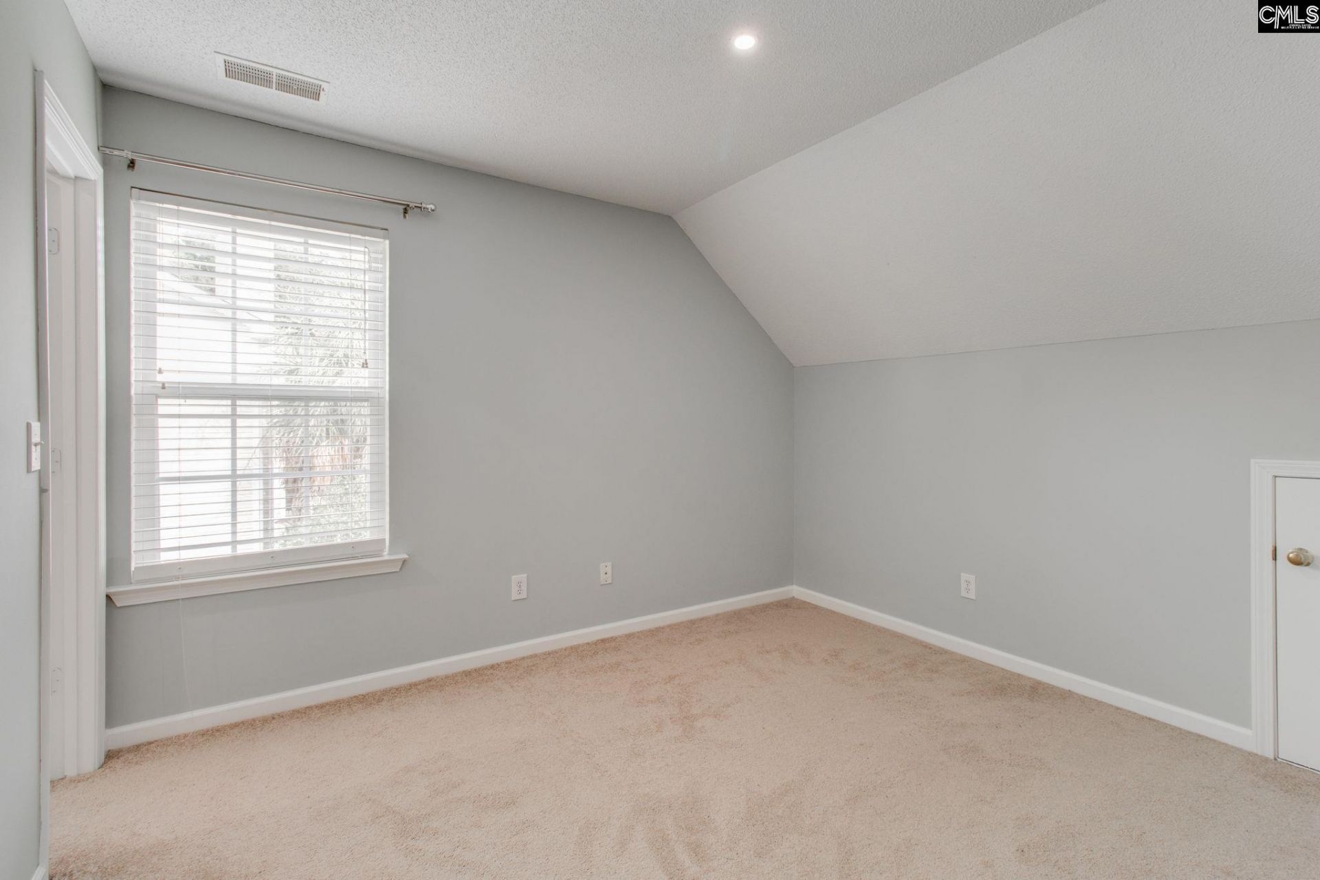 511 Oak Cove Drive  Photo 25