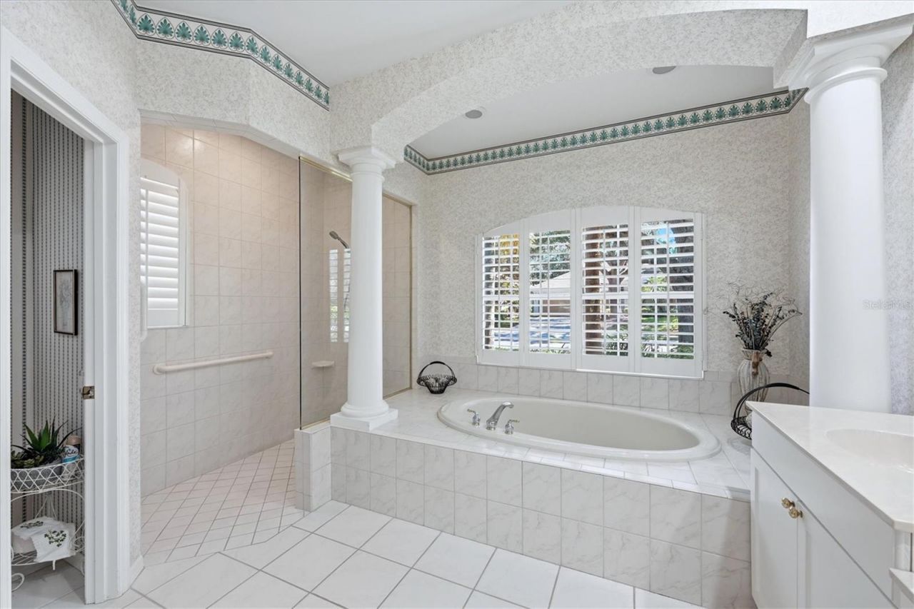7930 Wyndham Court, University Park, FL 34201 Photo