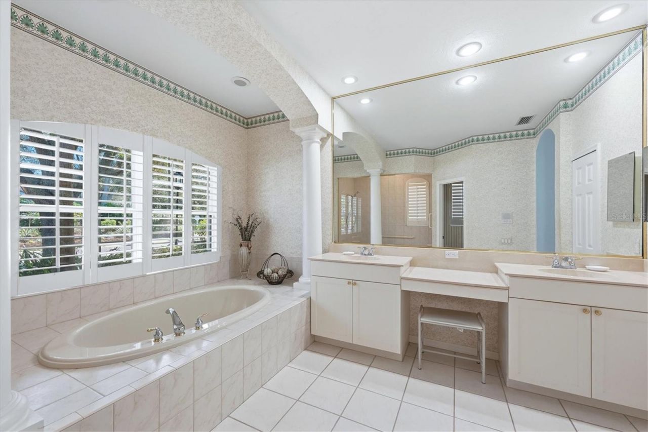 7930 Wyndham Court, University Park, FL 34201 Photo