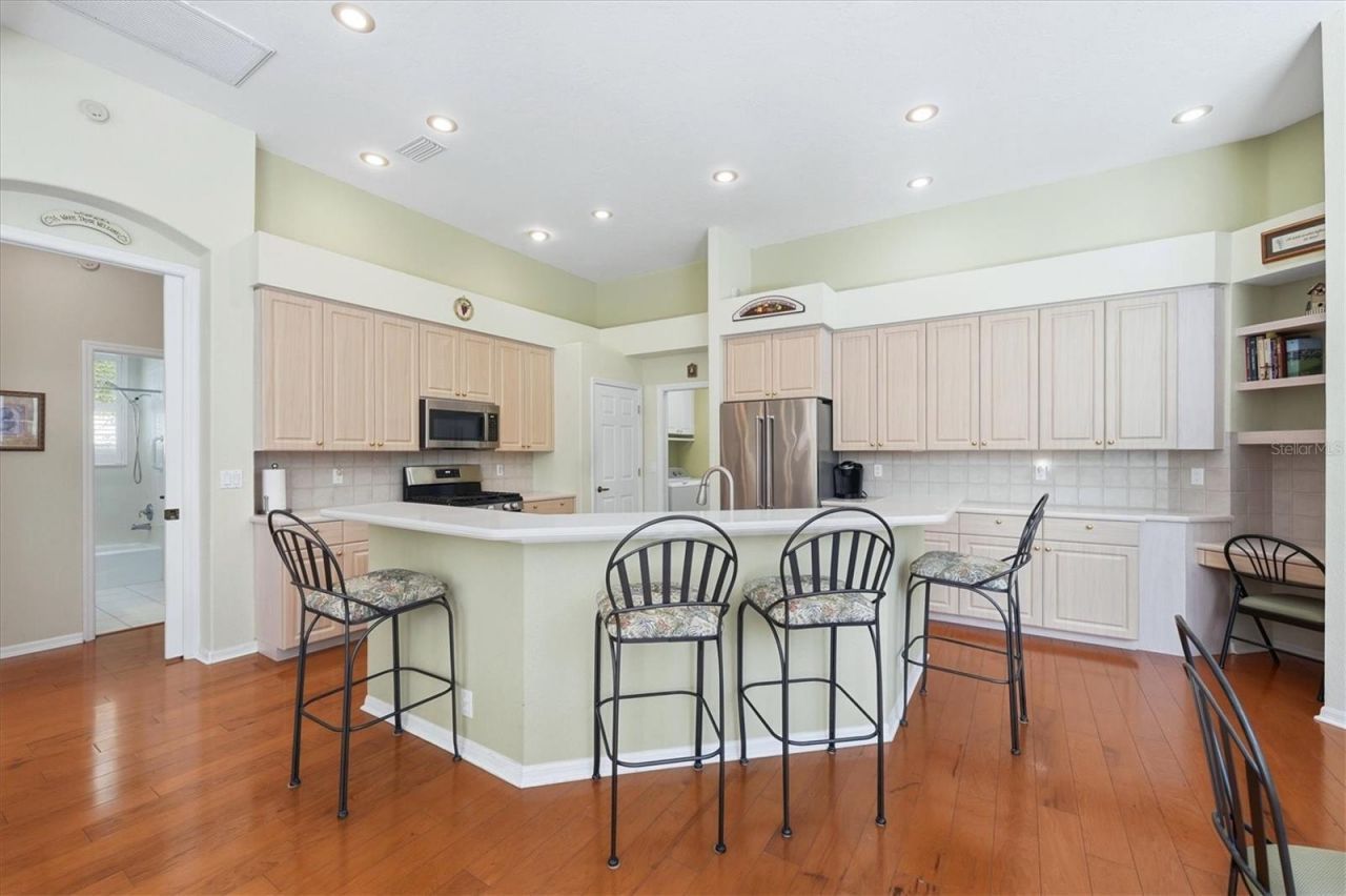 7930 Wyndham Court, University Park, FL 34201 Photo