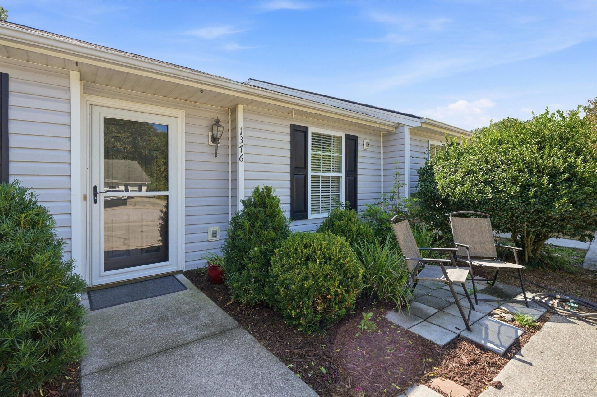 1376 Pinnacle Lane Photo 7
