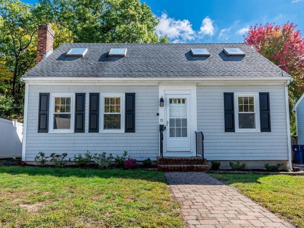 15 Bryant Rd, Boston, MA 02132