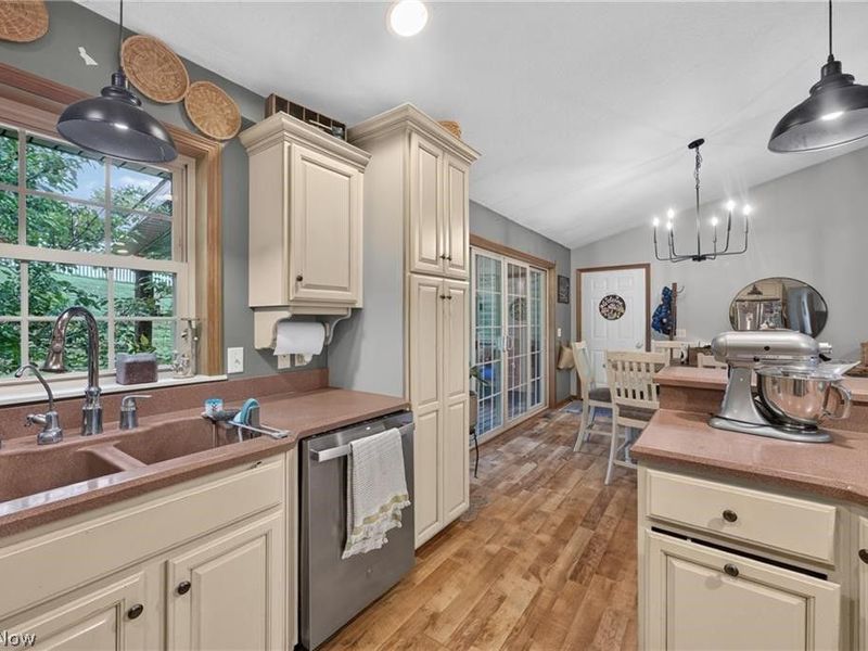 169 Schneiders Crossing Road NW, Dover, OH 44622 Photo 20