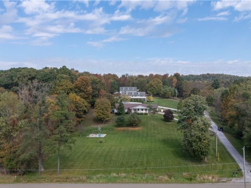 169 Schneiders Crossing Road NW, Dover, OH 44622 Photo 4