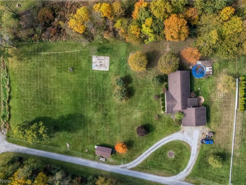 169 Schneiders Crossing Road NW, Dover, OH 44622 Photo 5