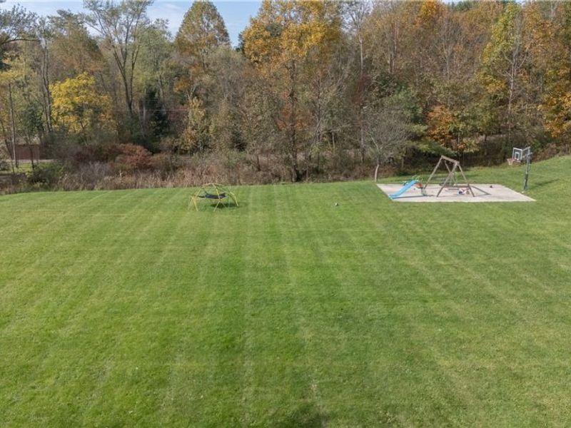 169 Schneiders Crossing Road NW, Dover, OH 44622 Photo 6