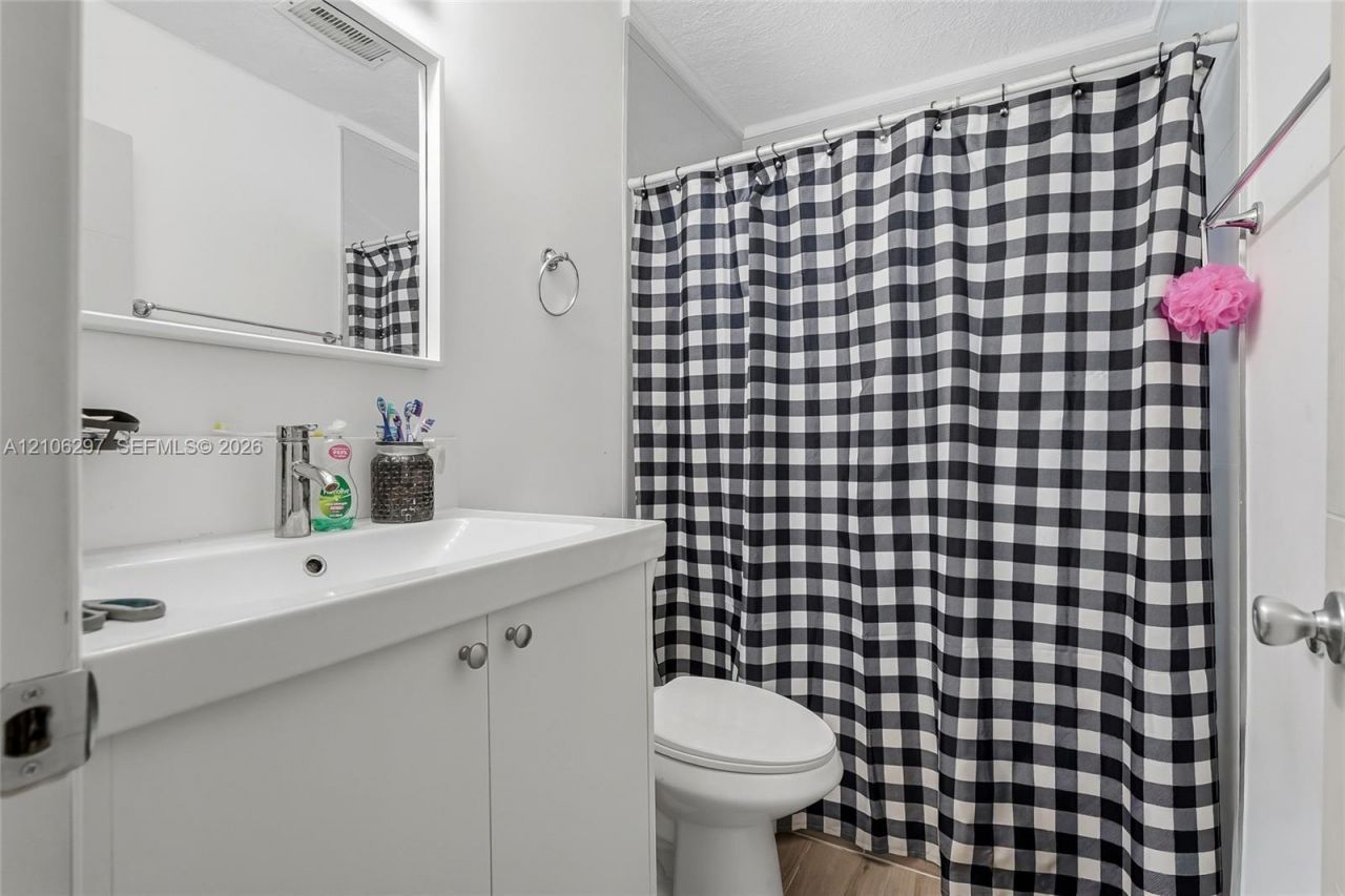 4810 Lakewood Park Dr , Fort Pierce, FL 34951 Photo