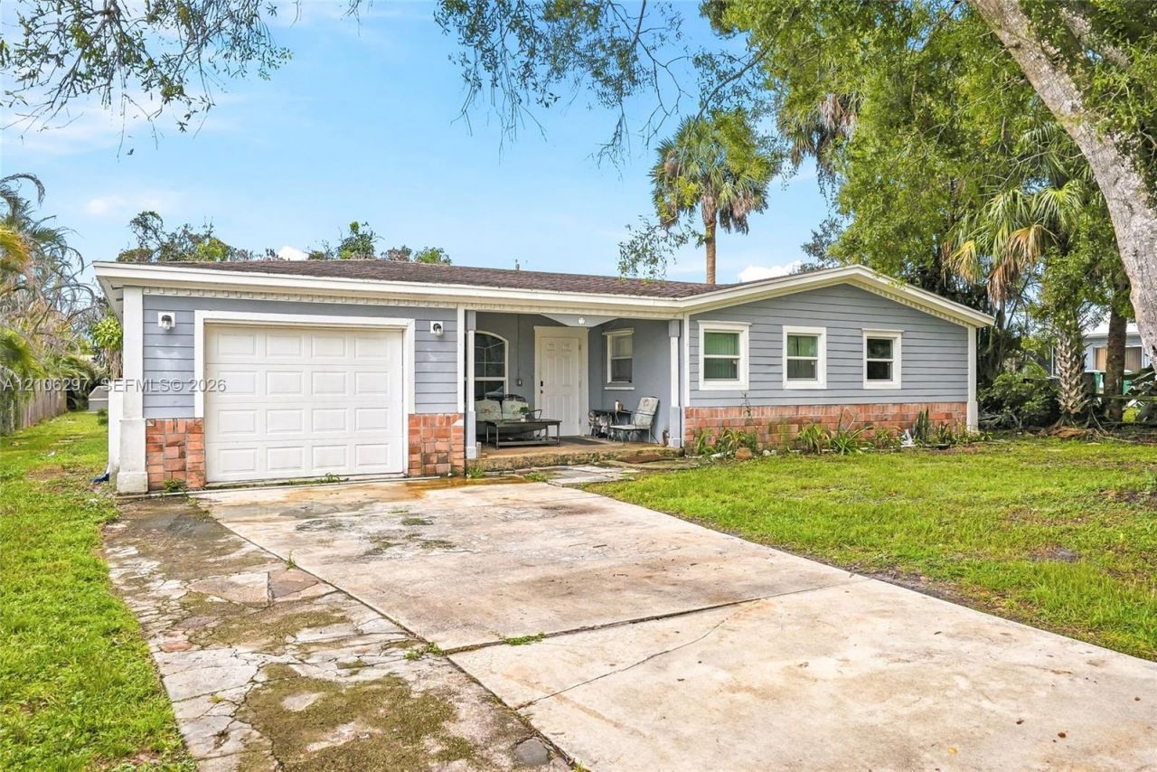 4810 Lakewood Park Dr , Fort Pierce, FL 34951 Photo