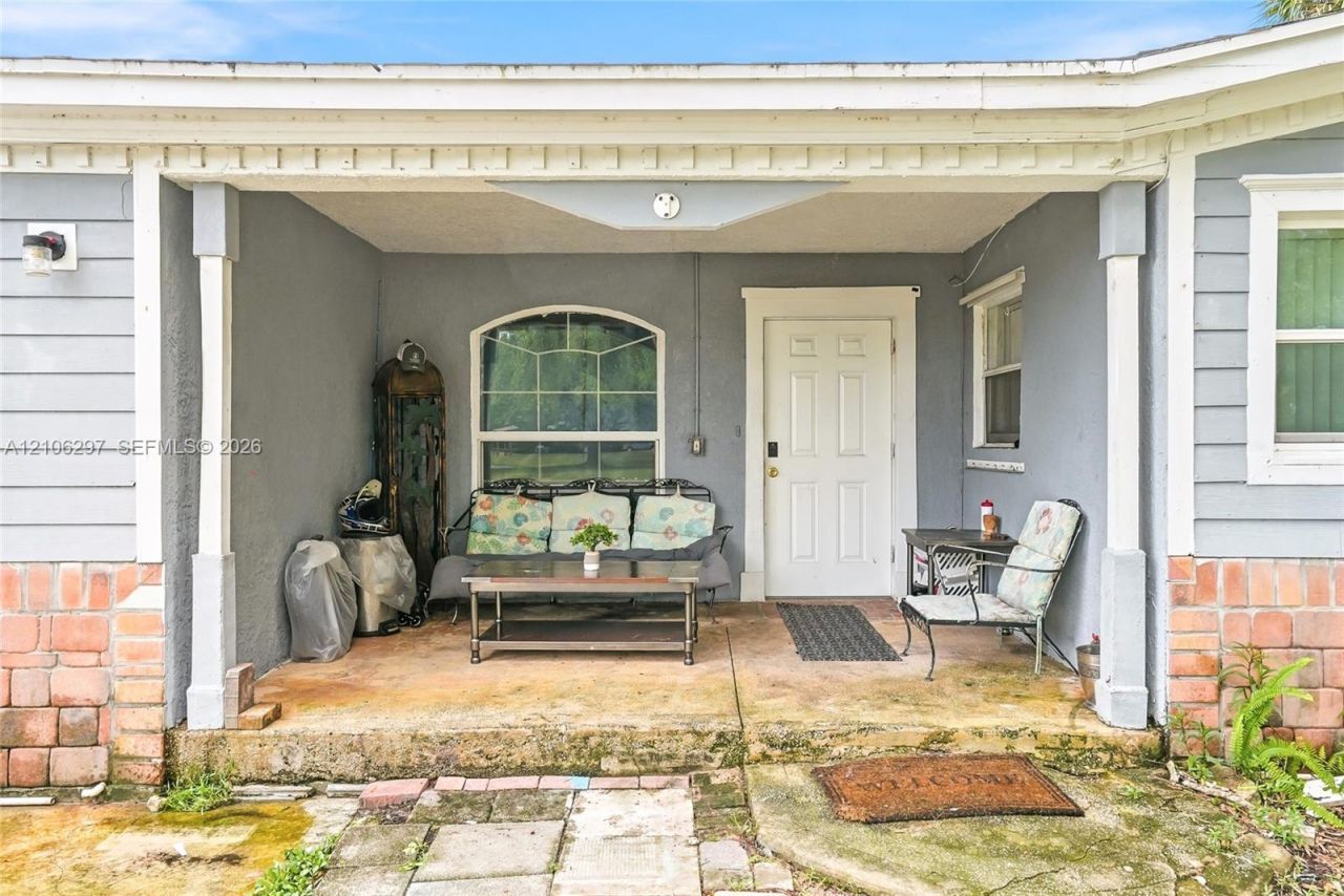 4810 Lakewood Park Dr , Fort Pierce, FL 34951 Photo
