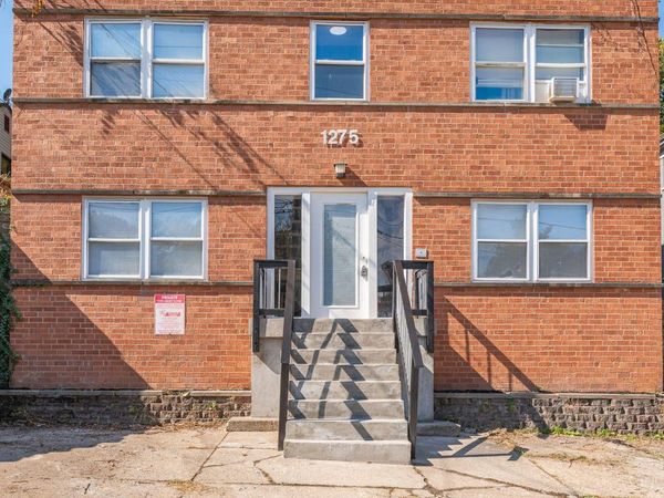 1275 Sunset Avenue, Cincinnati, OH 45205