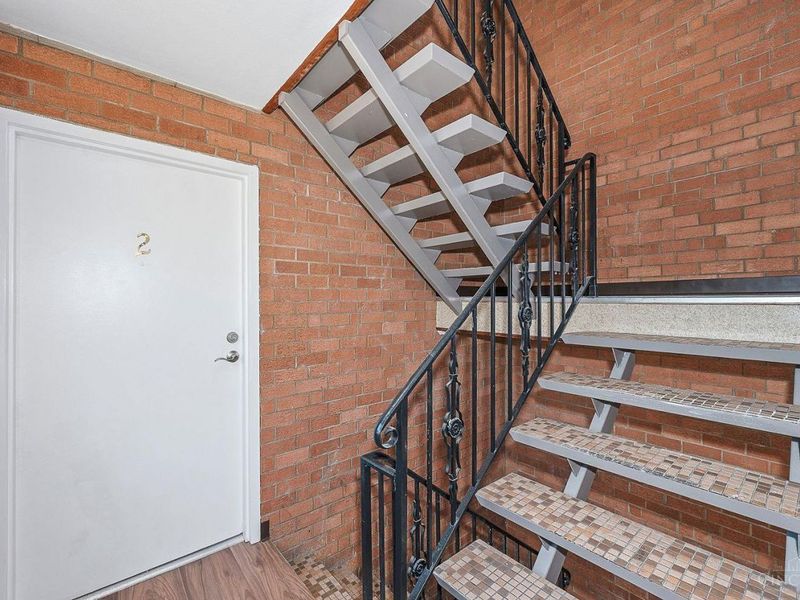 1275 Sunset Avenue, Cincinnati, OH 45205 Photo 5