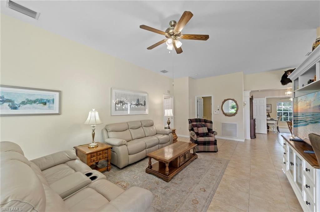 10083 Colonial Country Club Blvd, Fort Myers, FL 33913 Photo