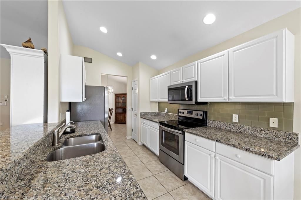 10083 Colonial Country Club Blvd, Fort Myers, FL 33913 Photo
