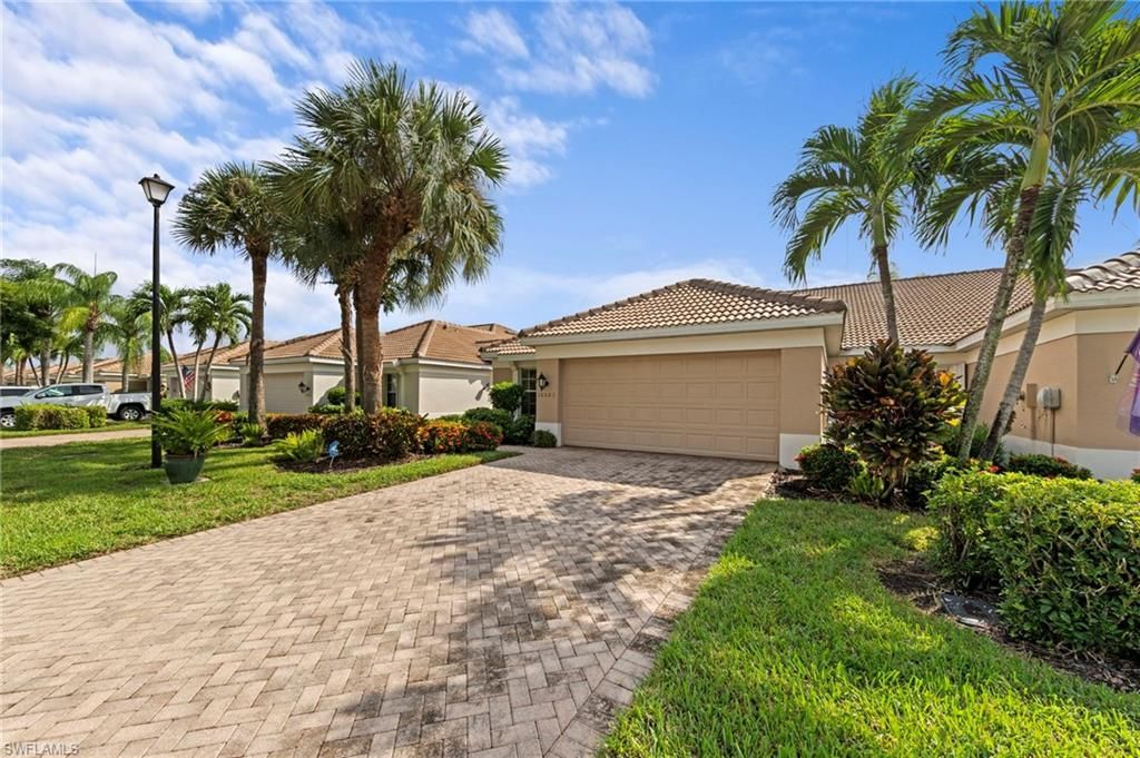 10083 Colonial Country Club Blvd, Fort Myers, FL 33913 Photo